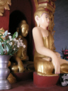 Ein Buddha hinter einem Buddha